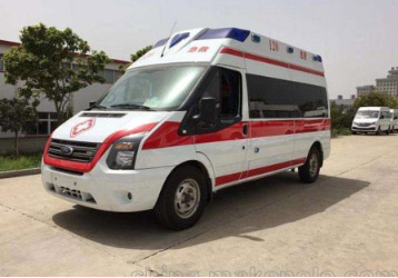 蓝山县救护车租赁